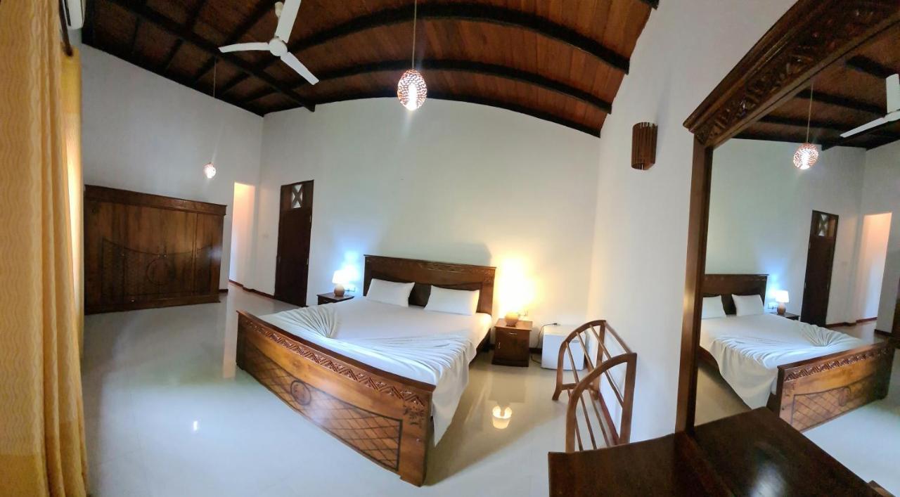 Golden Relax Villa With Pool, Restaurant & European Service Eramudugaha Zewnętrze zdjęcie