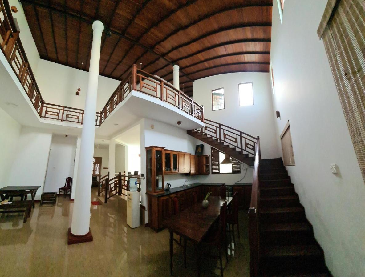 Golden Relax Villa With Pool, Restaurant & European Service Eramudugaha Zewnętrze zdjęcie
